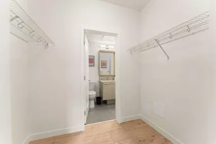 Mudroom Photo of 124 13788 76 Avenue, Surrey, BC