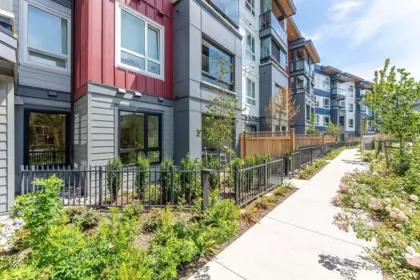 Staircase Photo of 124 13788 76 Avenue, Surrey, BC