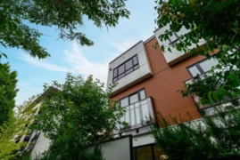 18 520 W 28th Avenue, Vancouver, BC