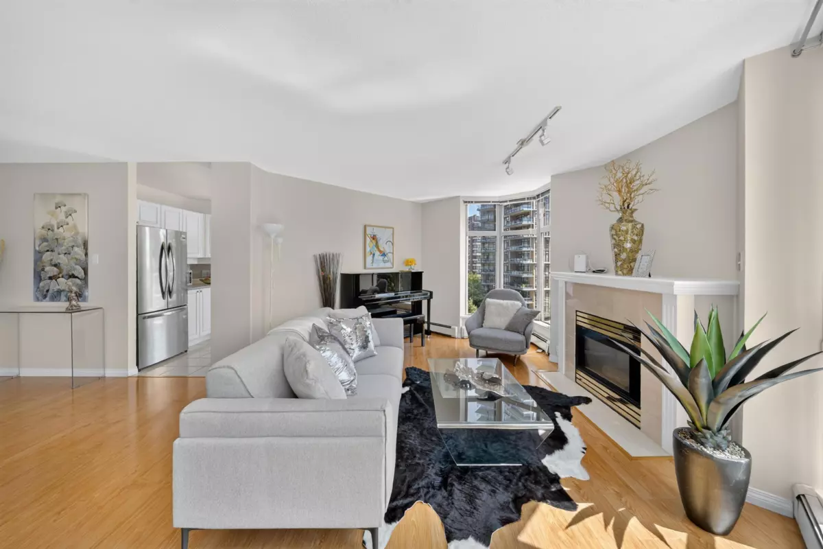 Living Room Photo of 802 6188 Patterson Avenue, Burnaby, BC