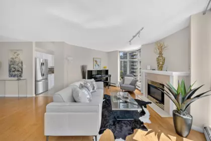 802 6188 Patterson Avenue, Burnaby, BC, Burnaby — Apartment/Condo for sale