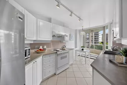 Pantry Photo of 802 6188 Patterson Avenue, Burnaby, BC