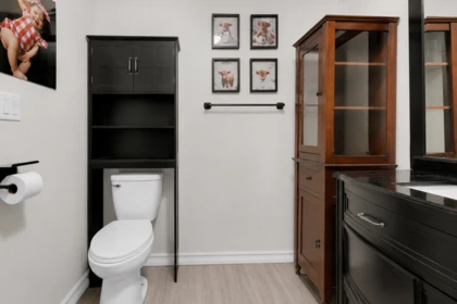 Pantry Photo of 34397 Dewdney Trunk Road, Mission, BC