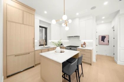 Primary Bedroom Photo of 1095 E 14th Avenue, Vancouver, BC