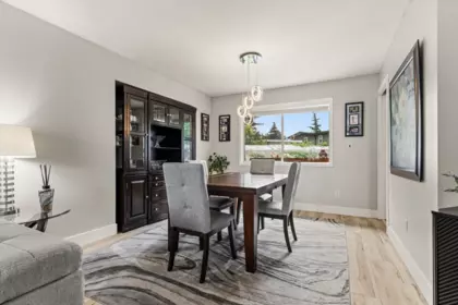 Kitchen Island Photo of 44756 Lancaster Drive, Chilliwack, BC