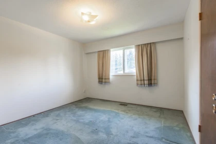 Hallway Photo of 6484 Sunshine Drive, Delta, BC