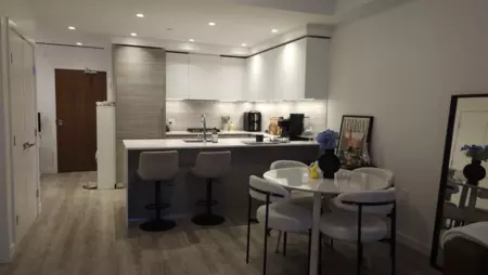 Kitchen Island Photo of 802 660 Quayside Drive, New Westminster, BC