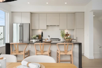 Kitchen Photo of 115 1301 Brewster Drive, Coquitlam, BC