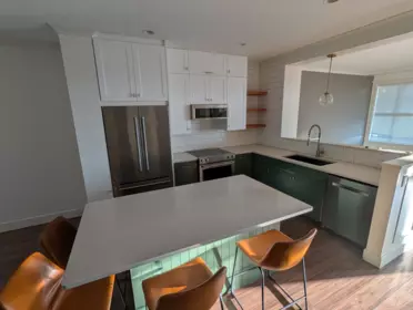 Kitchen Island Photo of 43 5837 Sappers Way, Chilliwack, BC