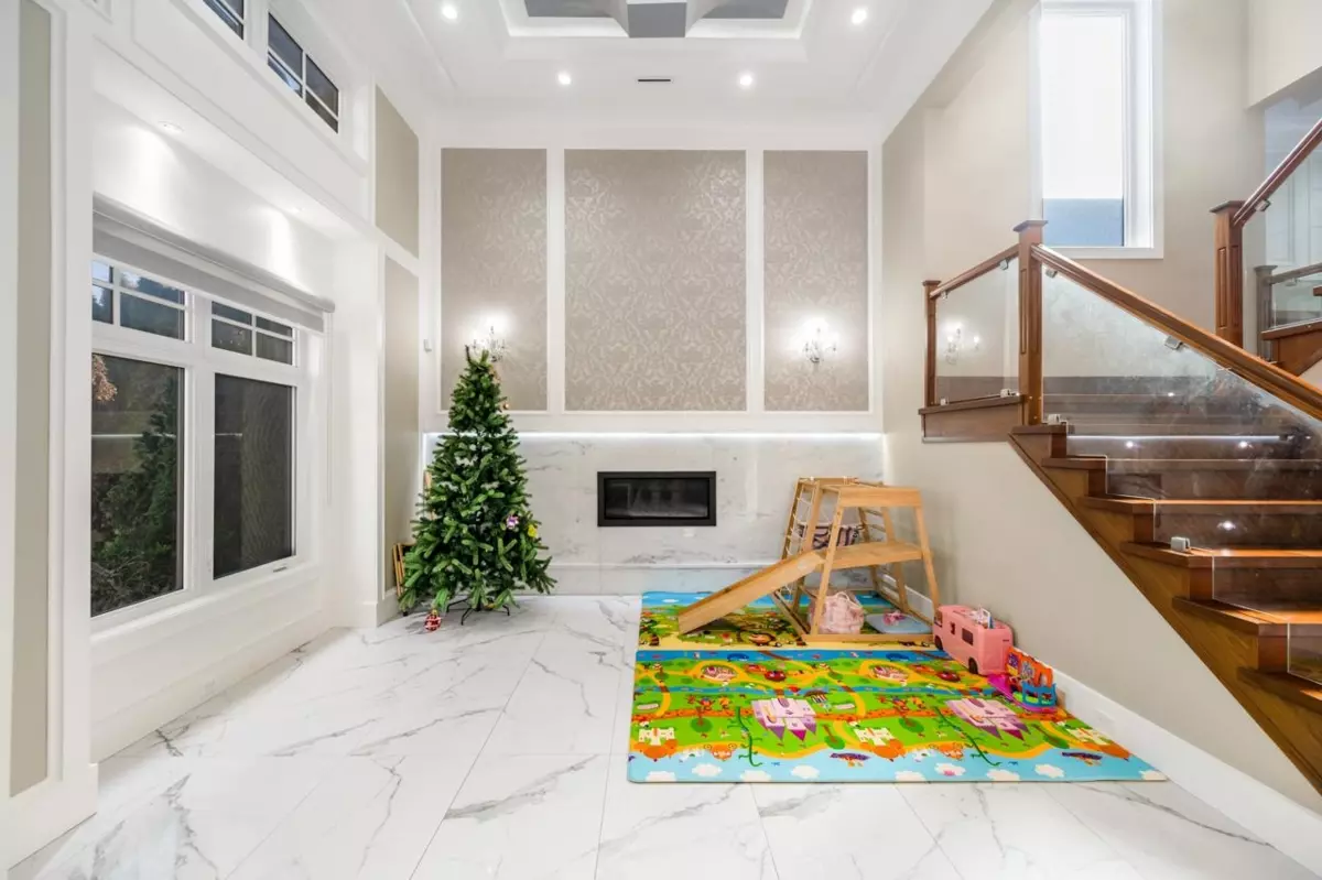 Living Room Photo of 7751 Eperson Road, Richmond, BC