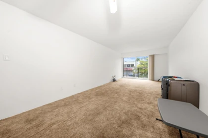 Breakfast Nook Photo of 204 3136 Kingsway, Vancouver, BC