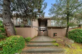 204 3136 Kingsway, Vancouver, BC