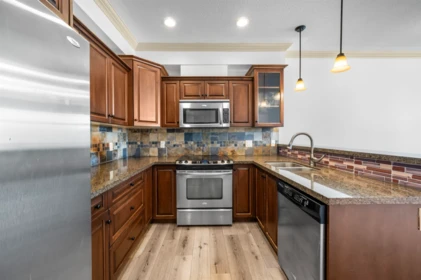 307 45893 Chesterfield Avenue, Chilliwack, BC, Chilliwack — Apartment/Condo for sale