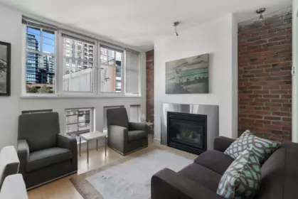 402 1072 Hamilton Street, Vancouver, BC, Vancouver — Apartment/Condo for sale