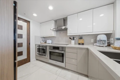 Kitchen Photo of 2301 288 Ungless Way, Port Moody, BC