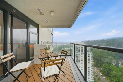 Powder Room Photo of 2301 288 Ungless Way, Port Moody, BC