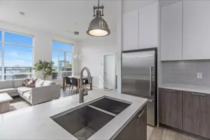 Kitchen Island Photo of 403 615 E 3rd Street, North Vancouver, BC