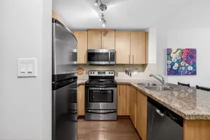 2503 892 Carnarvon Street, New Westminster, BC, New Westminster — Apartment/Condo for sale