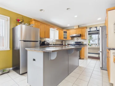 6615 Dufferin Avenue, Burnaby, BC, Burnaby — Half Duplex for sale