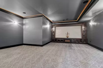 Fitness Center Photo Near 17108 4 Avenue, Surrey, BC