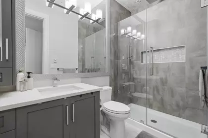 Hot Tub / Spa Photo of 17108 4 Avenue, Surrey, BC