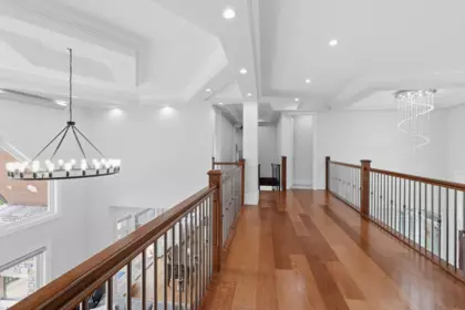 Staircase Photo of 17108 4 Avenue, Surrey, BC