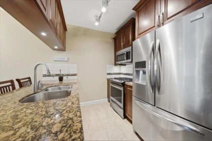 317 8067 207 Street, Langley, BC, Langley — Apartment/Condo for sale