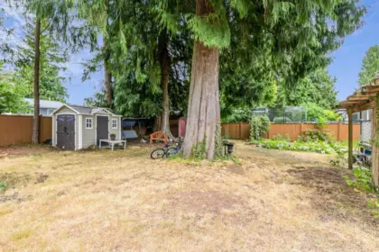 Front Yard Photo of 21727 Ridgeway Crescent, Maple Ridge, BC