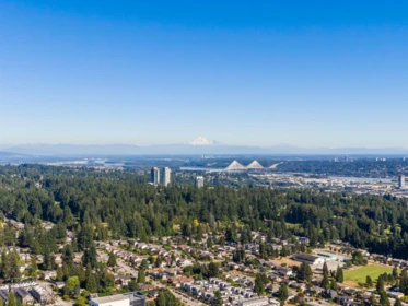 2205 518 Clarke Road, Coquitlam, BC, Coquitlam — Apartment/Condo for sale
