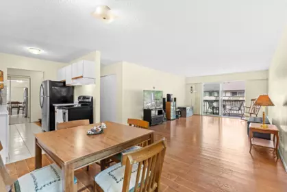 Kitchen Island Photo of 316 780 Premier Street, North Vancouver, BC