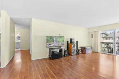 Kitchen Photo of 316 780 Premier Street, North Vancouver, BC