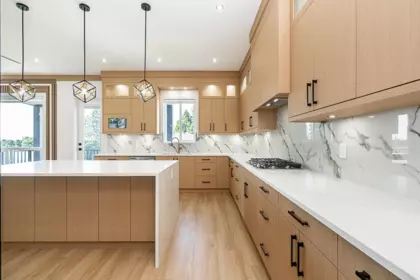 Kitchen Island Photo of 13979 113 Avenue, Surrey, BC