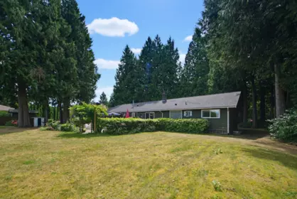 Swimming Pool Photo of 20441 94b Avenue, Langley, BC