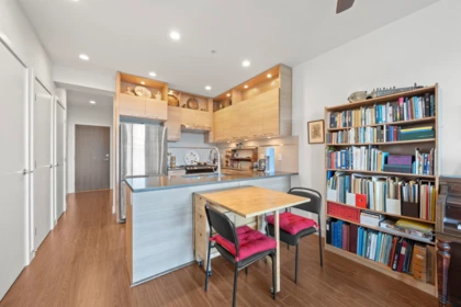 314 9150 University High Street, Burnaby, BC, Burnaby — Apartment/Condo for sale