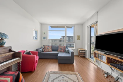 314 9150 University High Street, Burnaby, BC, Burnaby — Apartment/Condo for sale