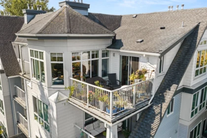 Loft / Bonus Room Photo of 401 12639 No. 2 Road, Richmond, BC