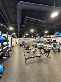 Fitness Center Photo Near 1907 1050 Burrard Street, Vancouver, BC