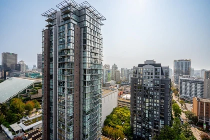 Outdoor Kitchen Photo of 1907 1050 Burrard Street, Vancouver, BC