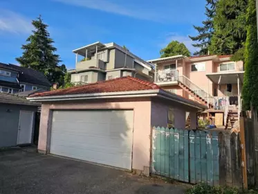 Hot Tub / Spa Photo of 5521 Dundee Street, Vancouver, BC