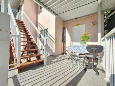 Swimming Pool Photo of 5521 Dundee Street, Vancouver, BC