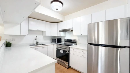 Walk-In Closet Photo of 6 9977 138 Street, Surrey, BC