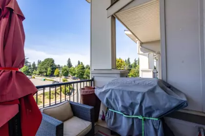 Outdoor Kitchen Photo of 413 3192 Gladwin Road, Abbotsford, BC