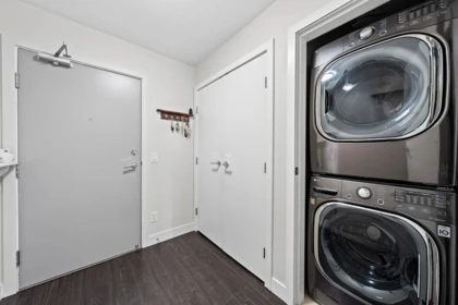 Kitchen Photo of 1811 668 Columbia Street, New Westminster, BC