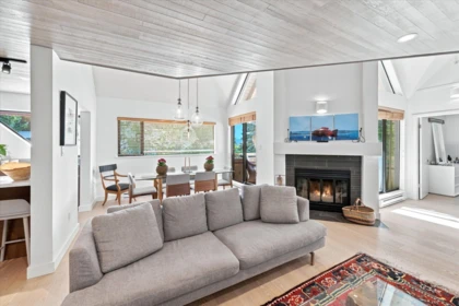 Kitchen Island Photo of 4 4637 Blackcomb Way, Whistler, BC