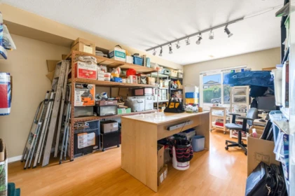 Kitchen Photo of 9551 Snowdon Avenue, Richmond, BC