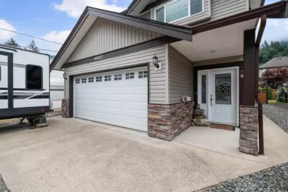 66022 Park Avenue, Hope, BC, Hope — Single Family Residence for sale