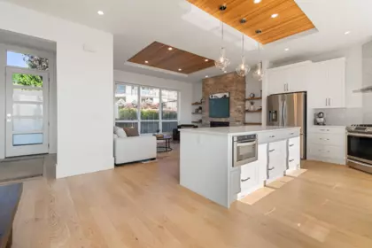 Kitchen Photo of 35834 Timberlane Drive, Abbotsford, BC