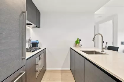 Kitchen Photo of 1301 1408 Robson Street, Vancouver, BC