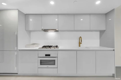 Breakfast Nook Photo of 1033 Nelson Street, Vancouver, BC