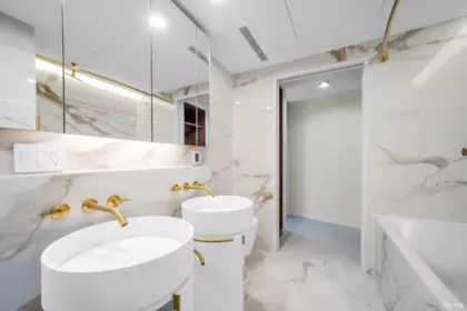 Guest Bathroom Photo of 2207 1033 Nelson Street, Vancouver, BC